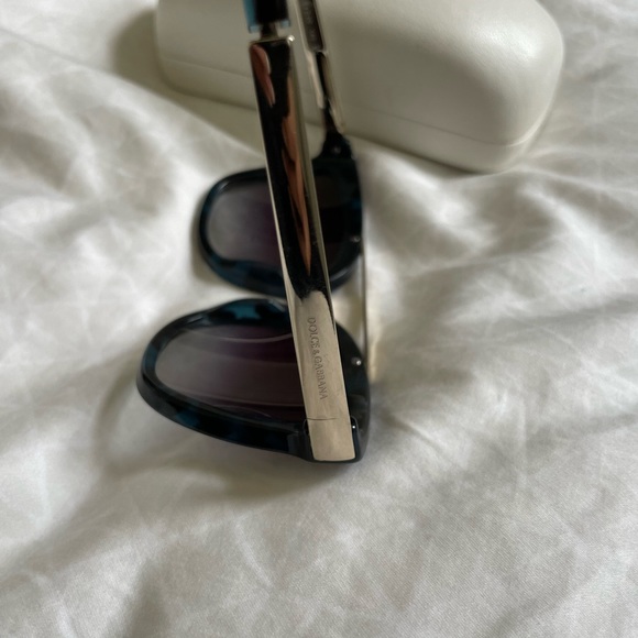 Dolce & Gabbana sunglasses blue leopard print - Picture 4 of 4